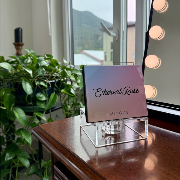 NWT - (100% Full) WingMe Cosmetics Ethereal Rose Face/Eye Palette: Light-Medium - Picture 2 of 4